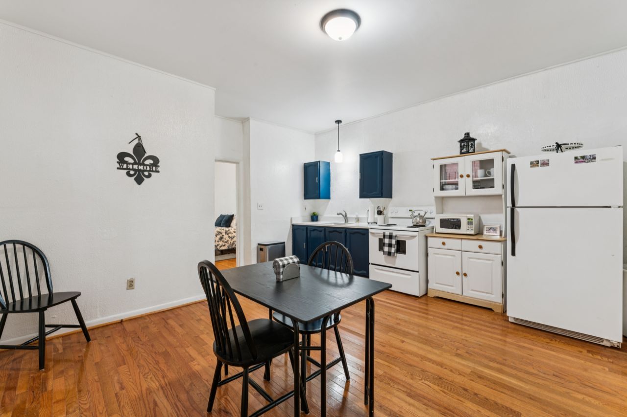 4265 Botanical St. Louis