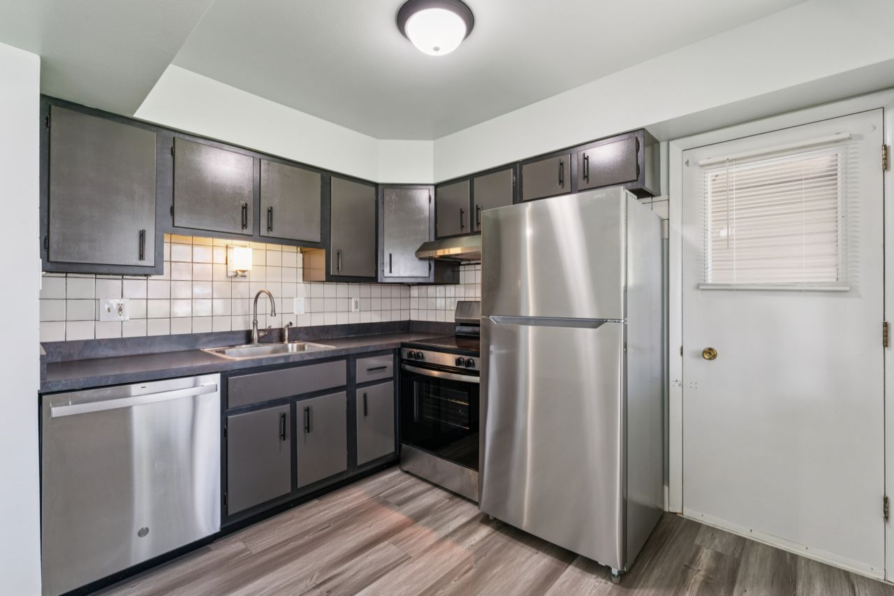 kitchen 9047 Villaridge Ct St. Louis, Mo, 63123