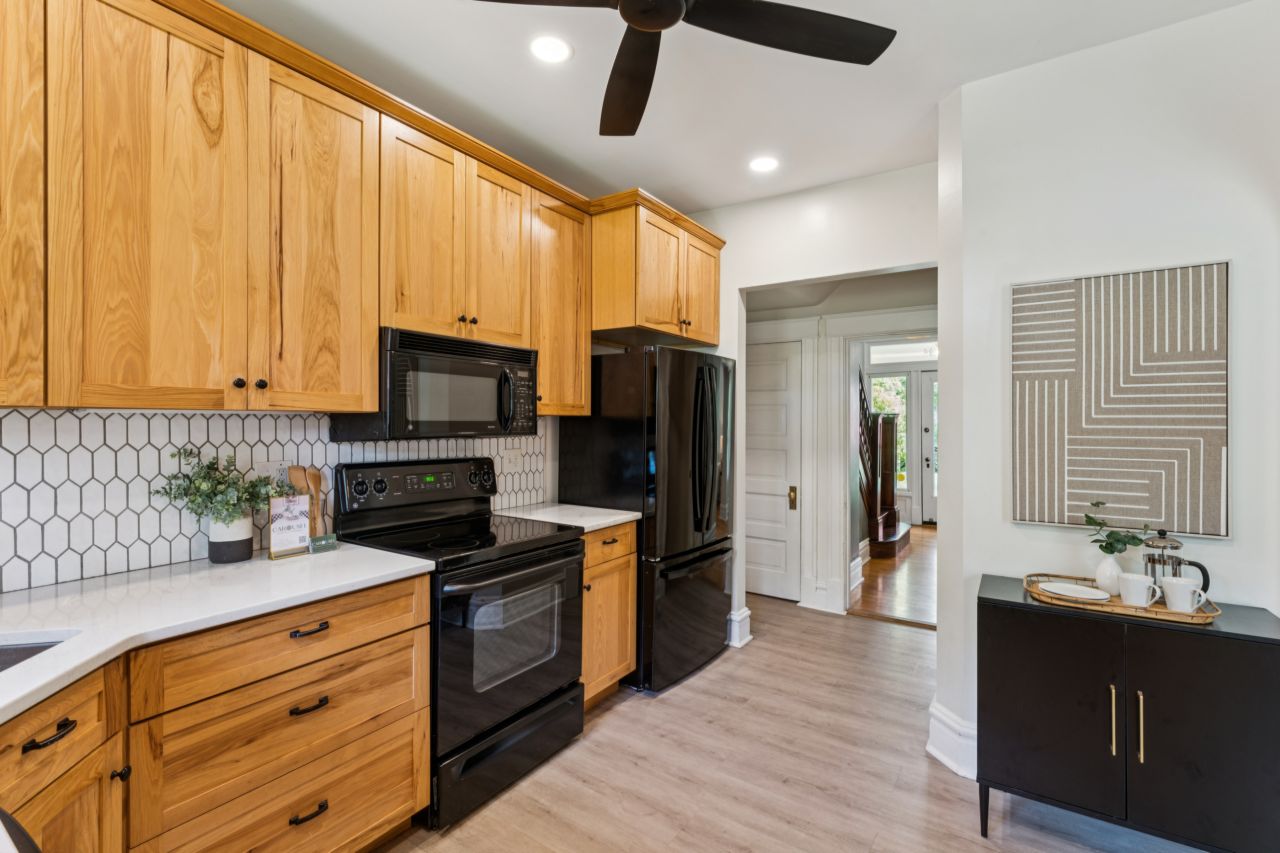 4142 Cleveland, historic home in Shaw St. Louis