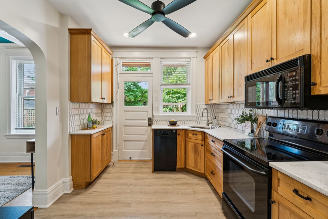 4142 Cleveland, historic home in Shaw St. Louis