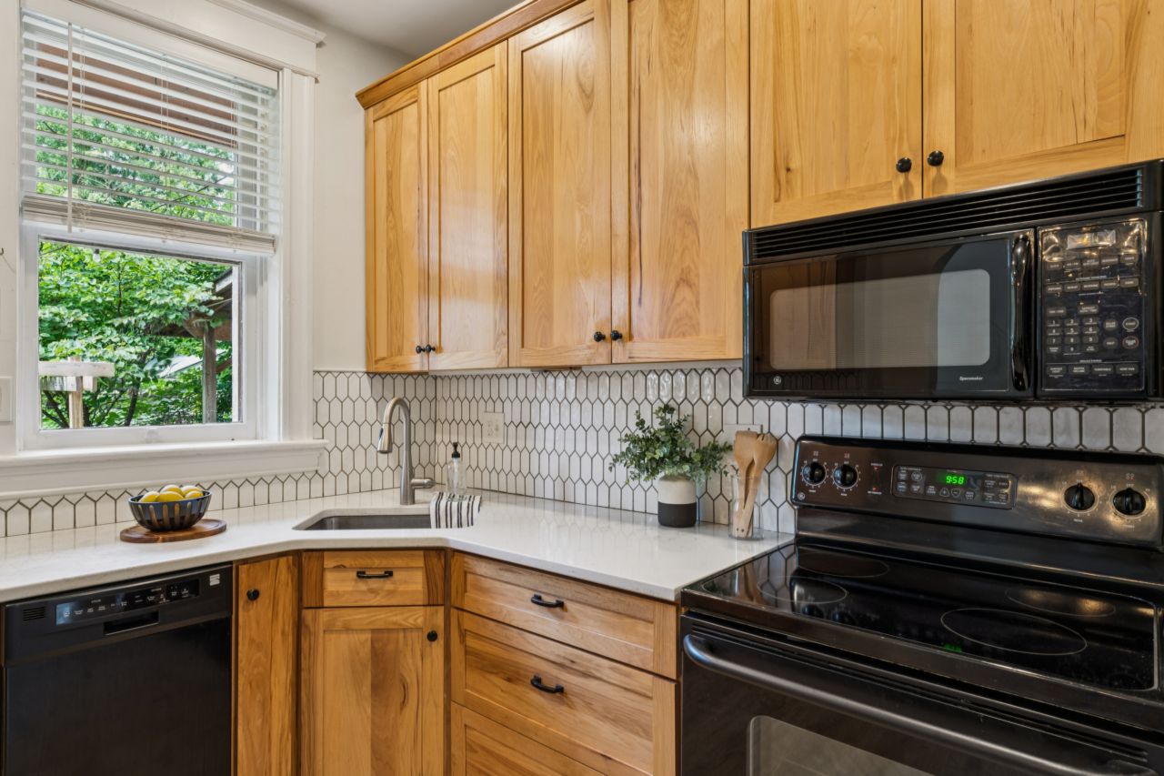 4142 Cleveland, historic home in Shaw St. Louis