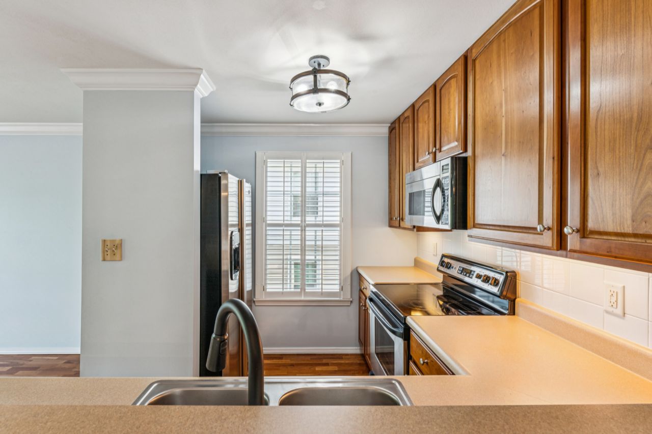 1125 Arbor Creek Dr. 2A