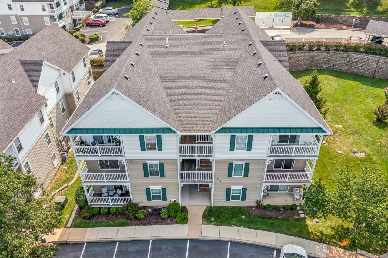 1125 Arbor Creek Dr. 2A