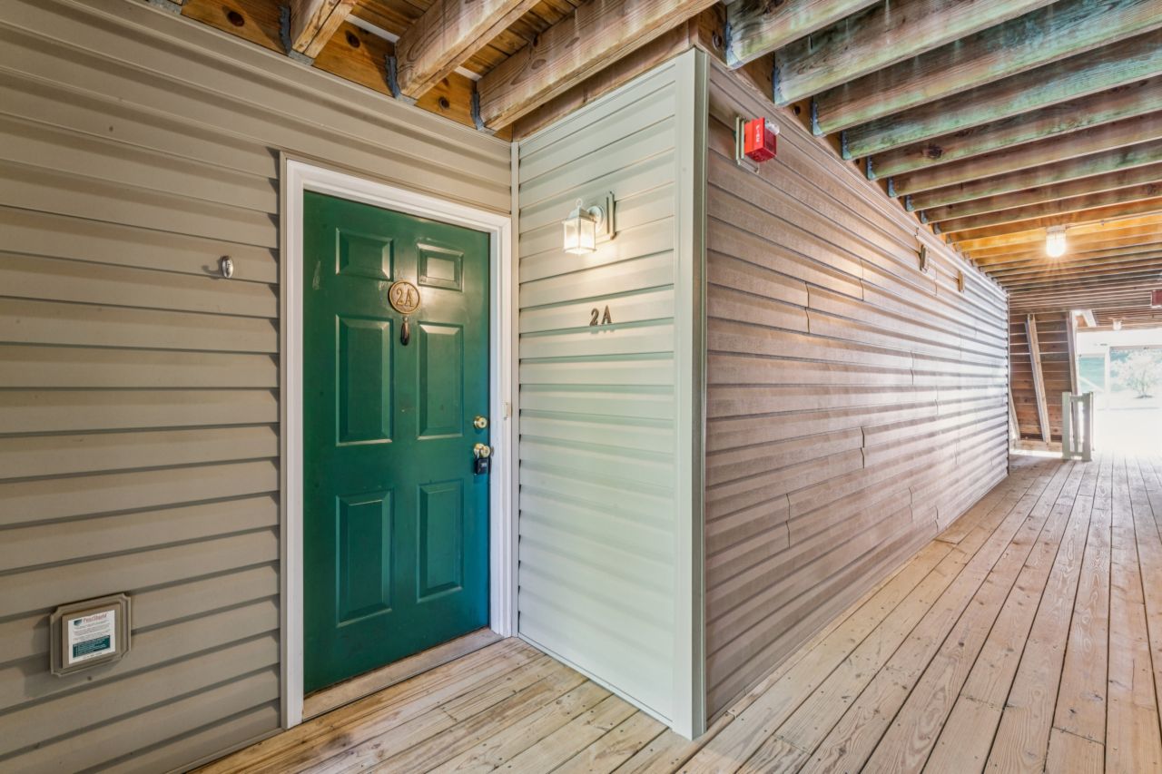 1125 Arbor Creek Dr. 2A