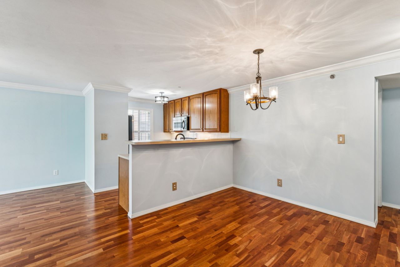 1125 Arbor Creek Dr. 2A