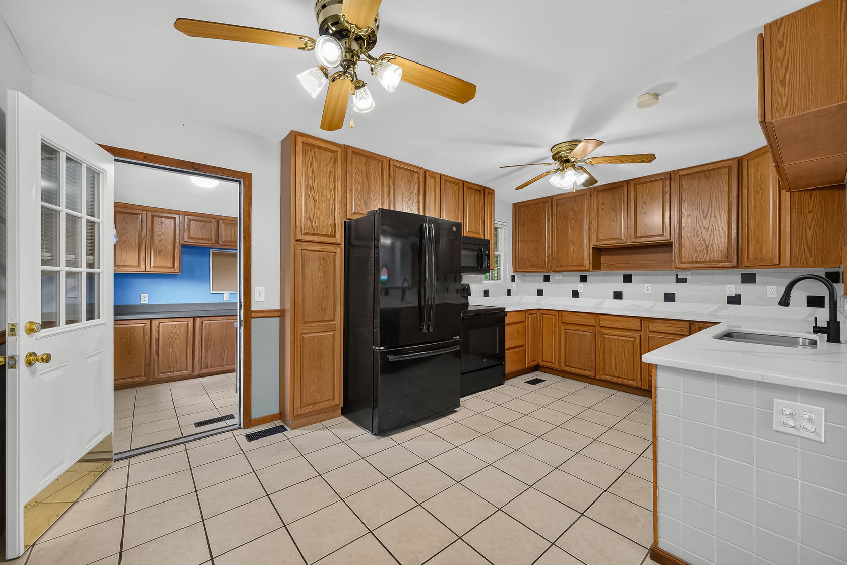 1312 Twin Trails Ct