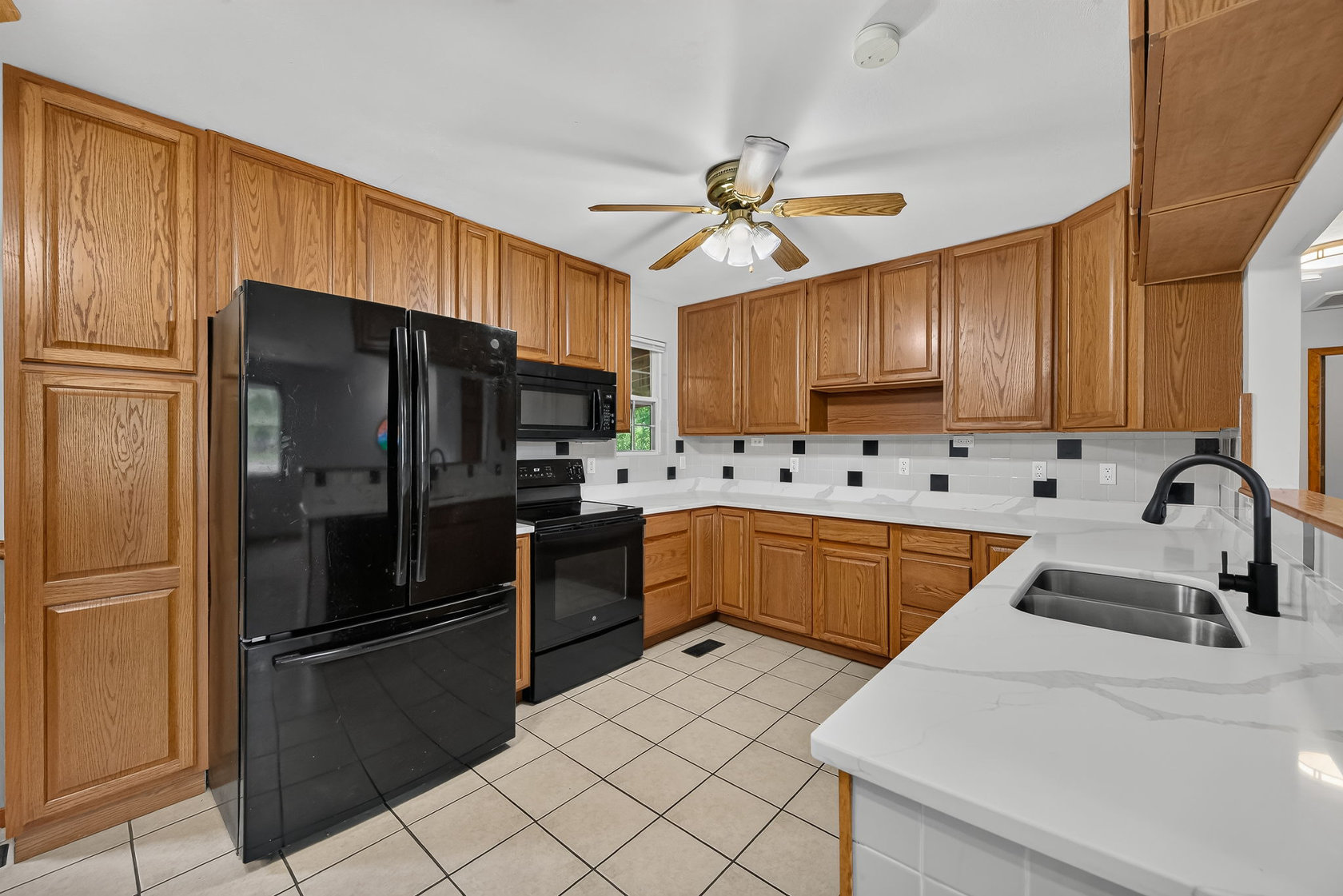 1312 Twin Trails Ct