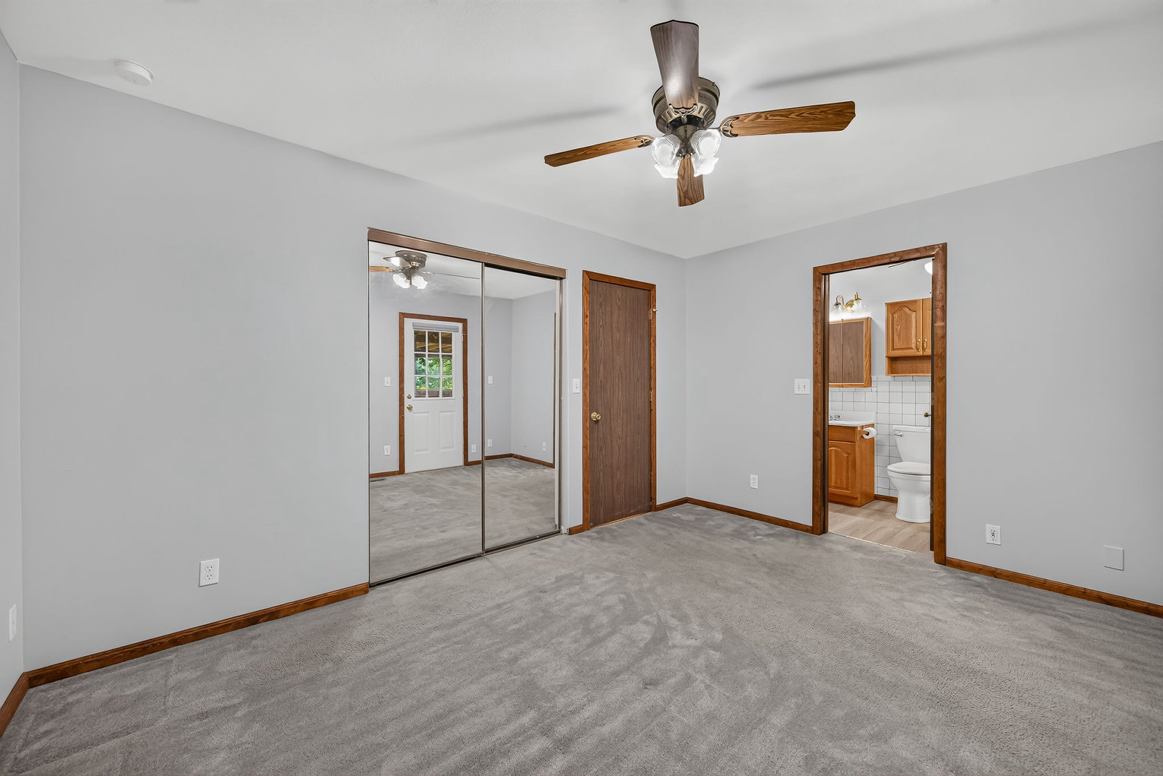 1312 Twin Trails Ct
