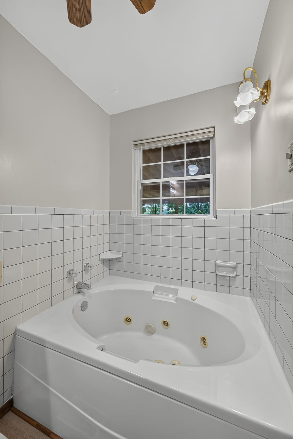 1312 Twin Trails Ct
