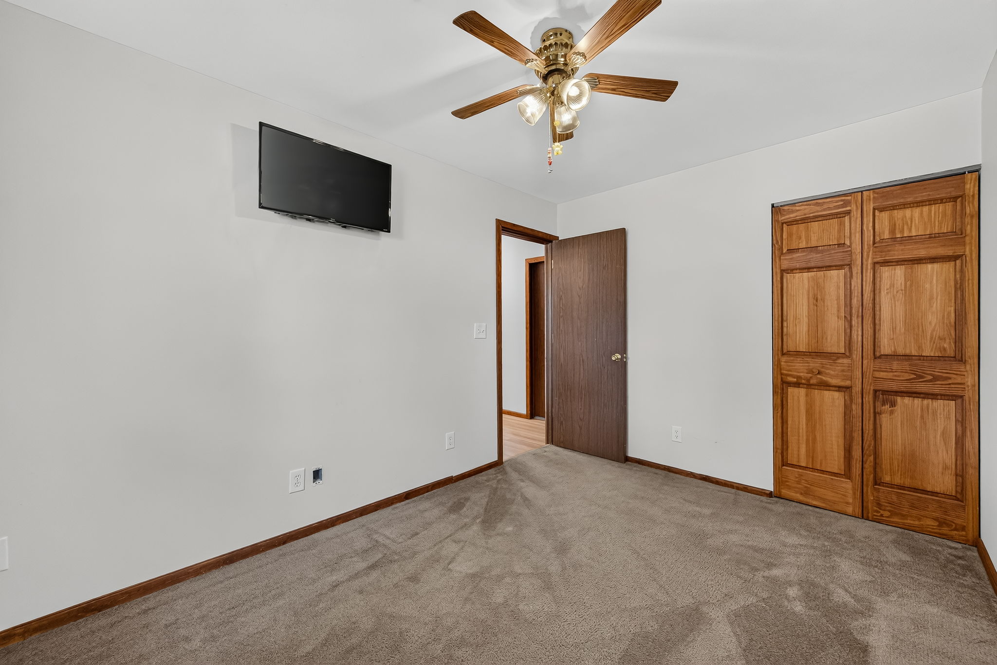1312 Twin Trails Ct