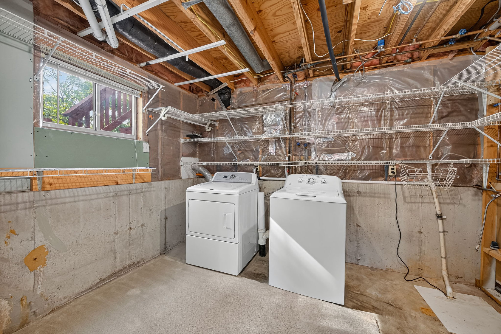1312 Twin Trails Ct