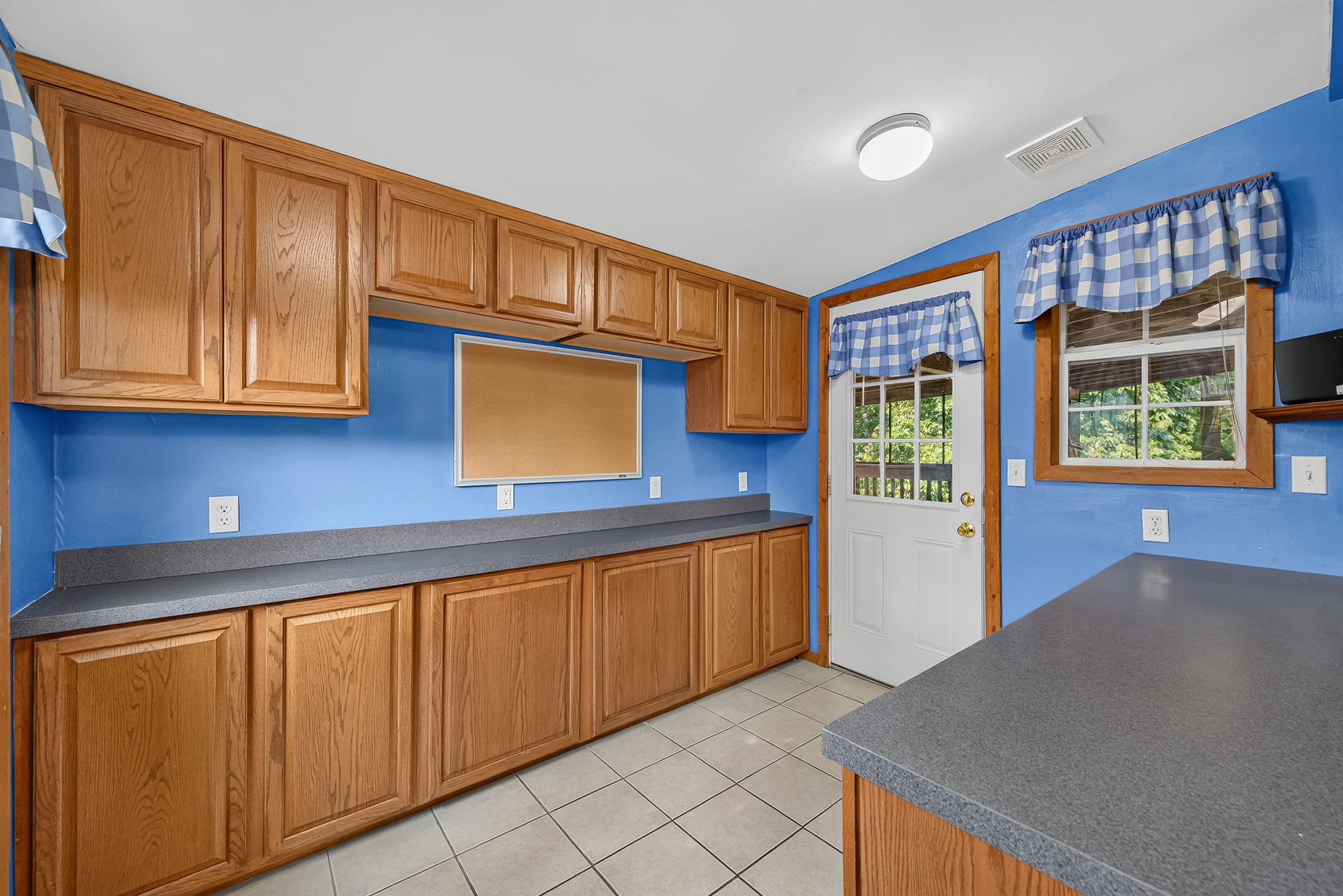 1312 Twin Trails Ct