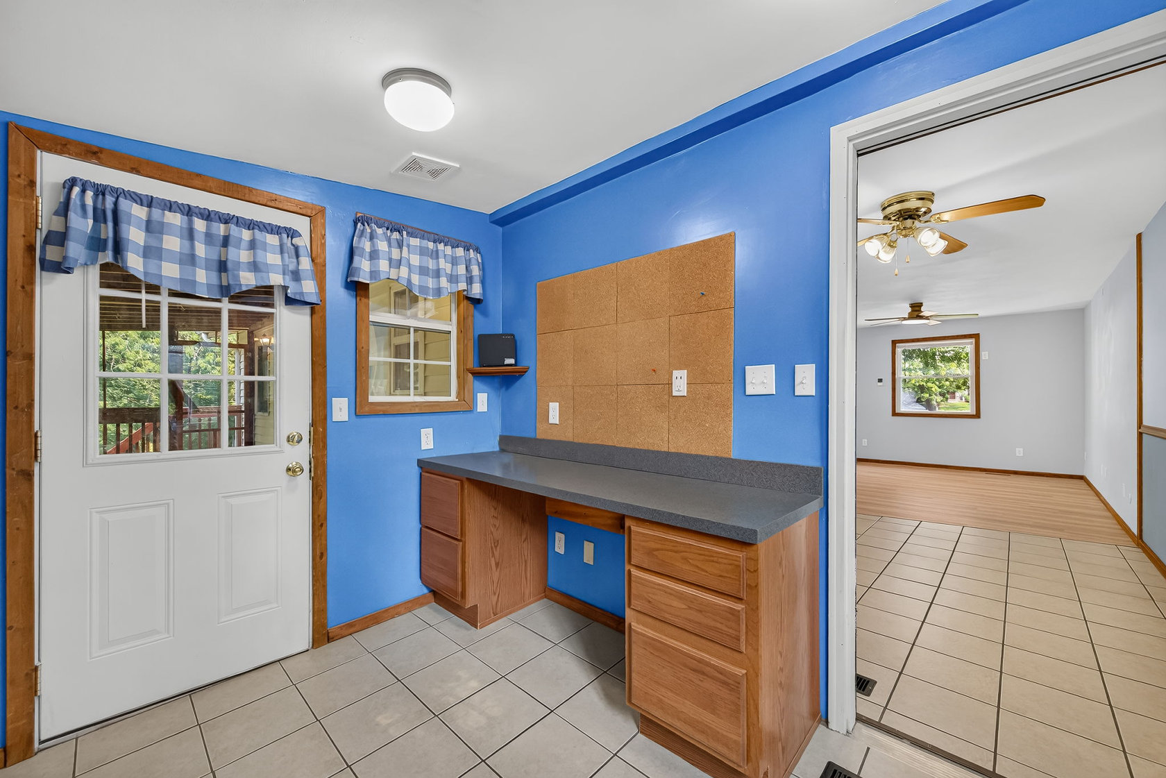 1312 Twin Trails Ct