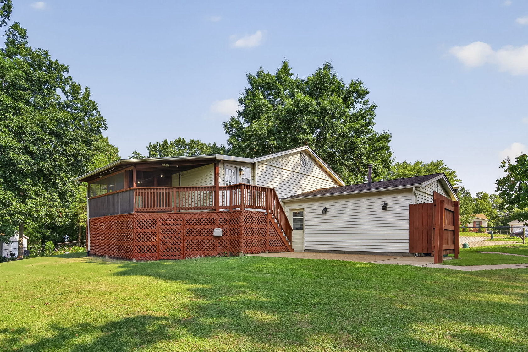 1312 Twin Trails Ct