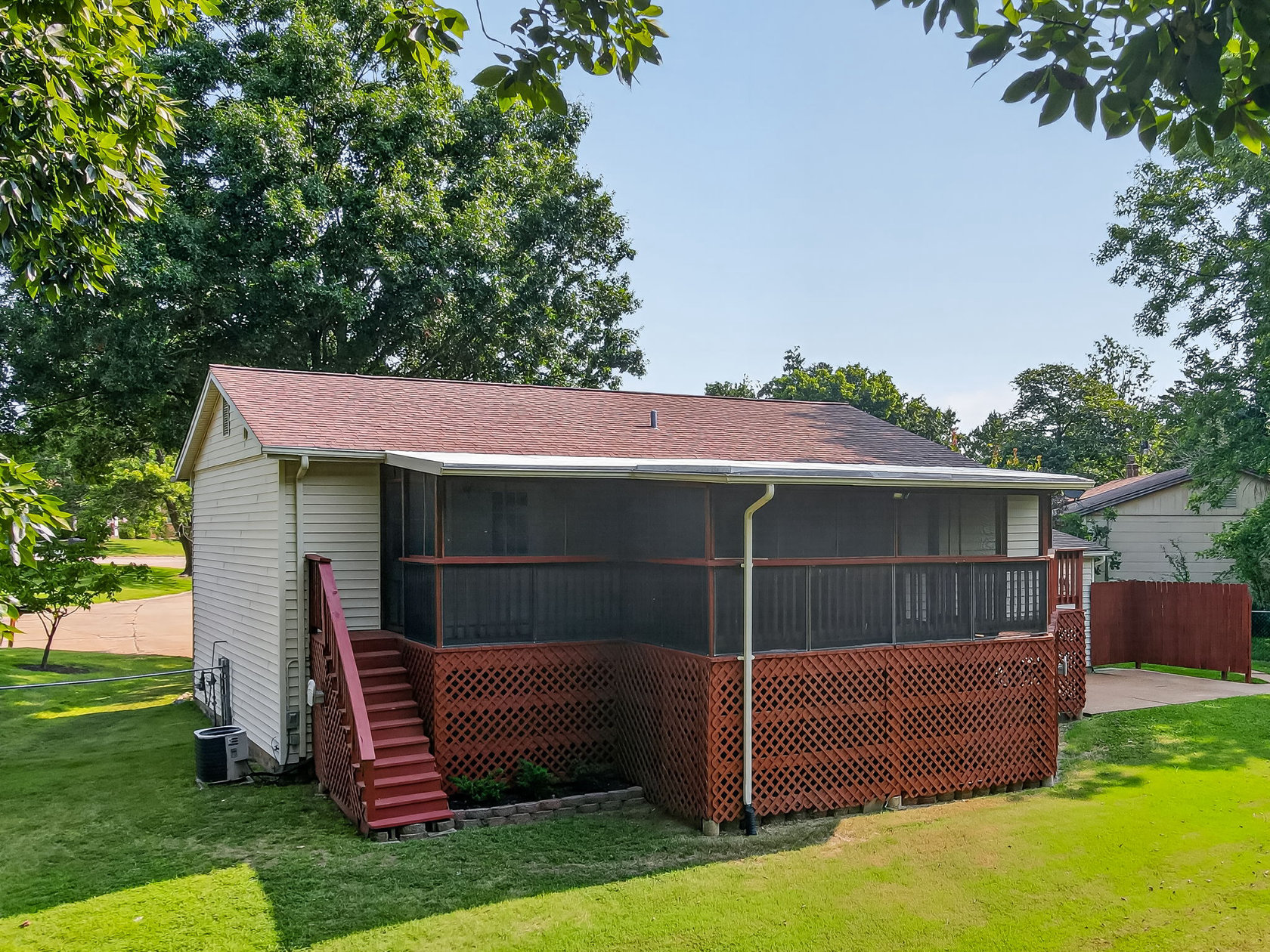 1312 Twin Trails Ct