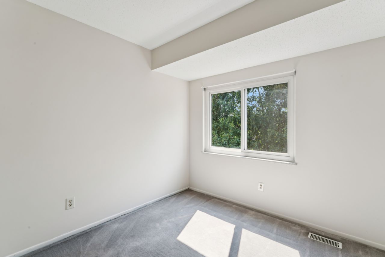 2308 Driftwood Maryland Heights Condo