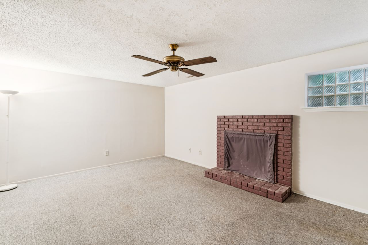 2308 Driftwood Maryland Heights Condo