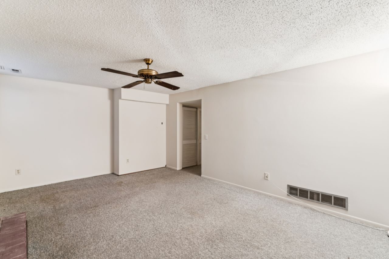 2308 Driftwood Maryland Heights Condo