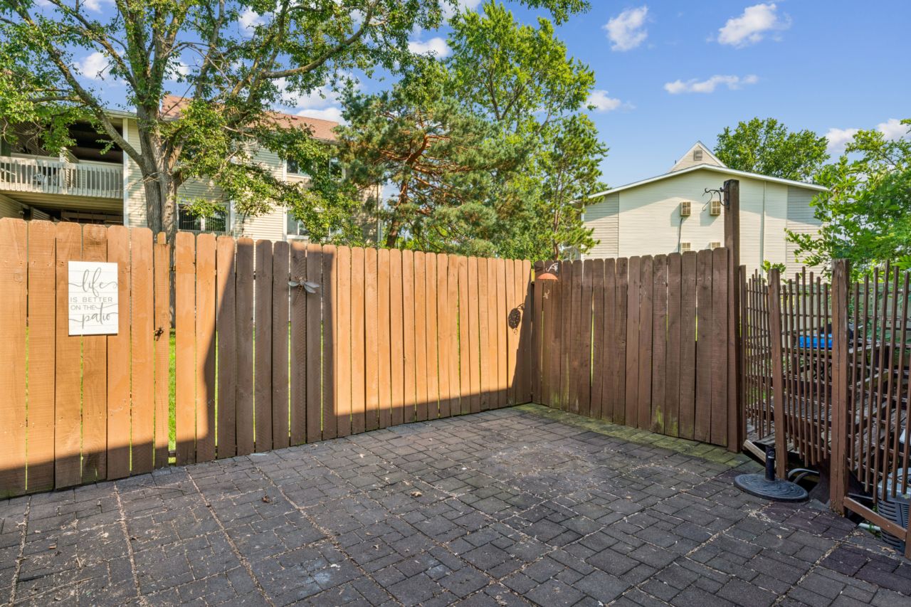 2308 Driftwood Maryland Heights Condo