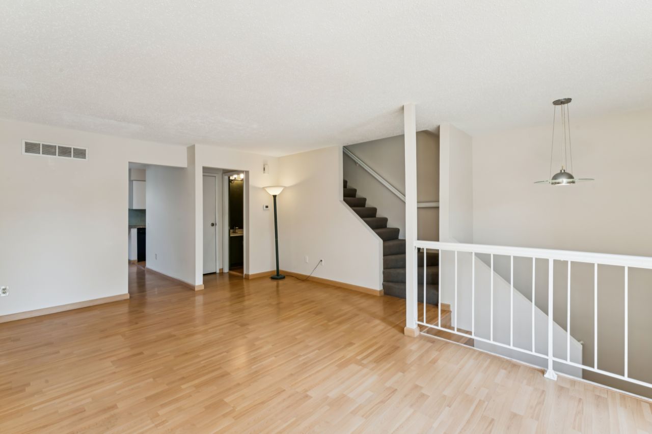 2308 Driftwood Maryland Heights Condo