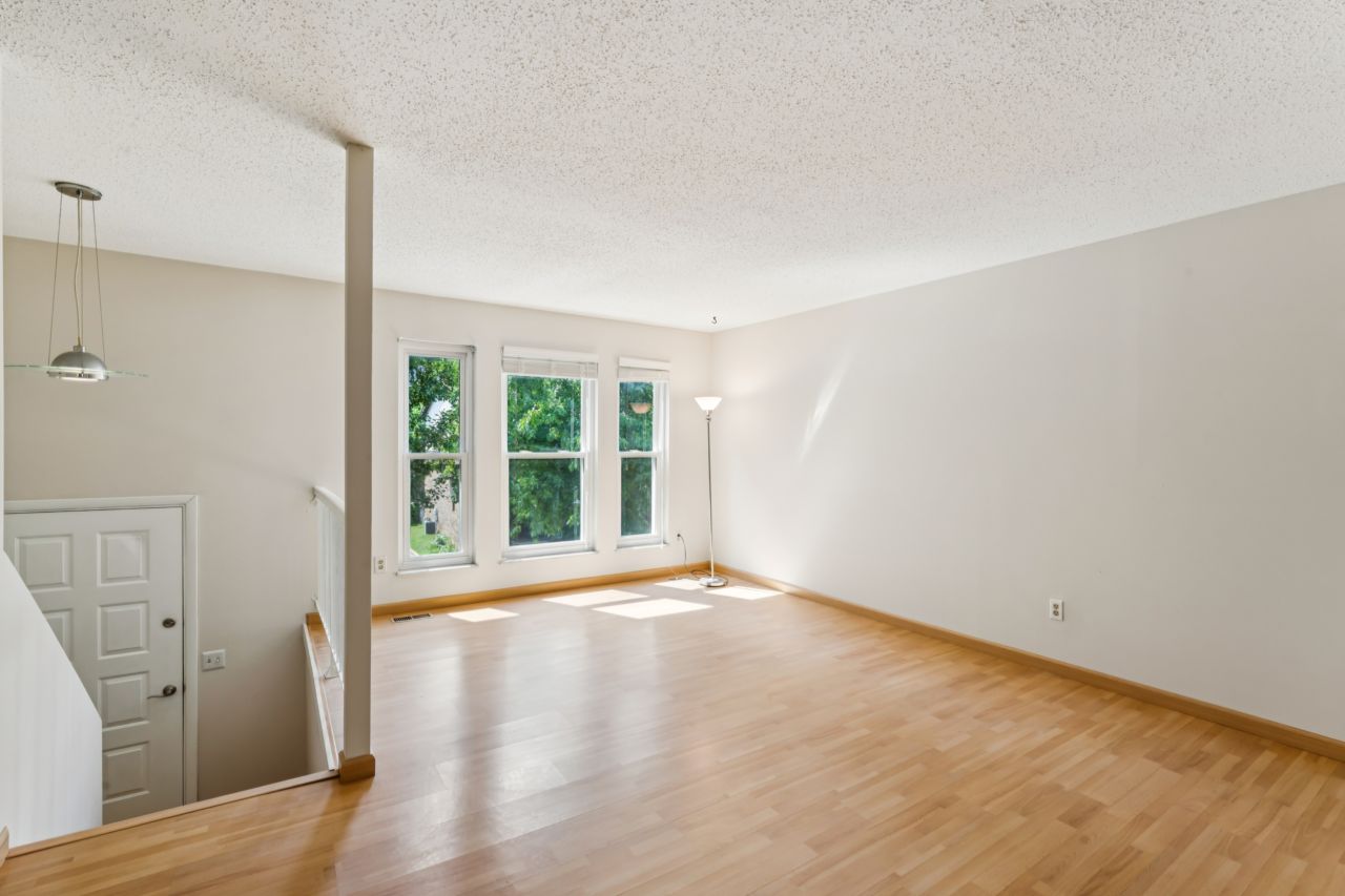 2308 Driftwood Maryland Heights Condo