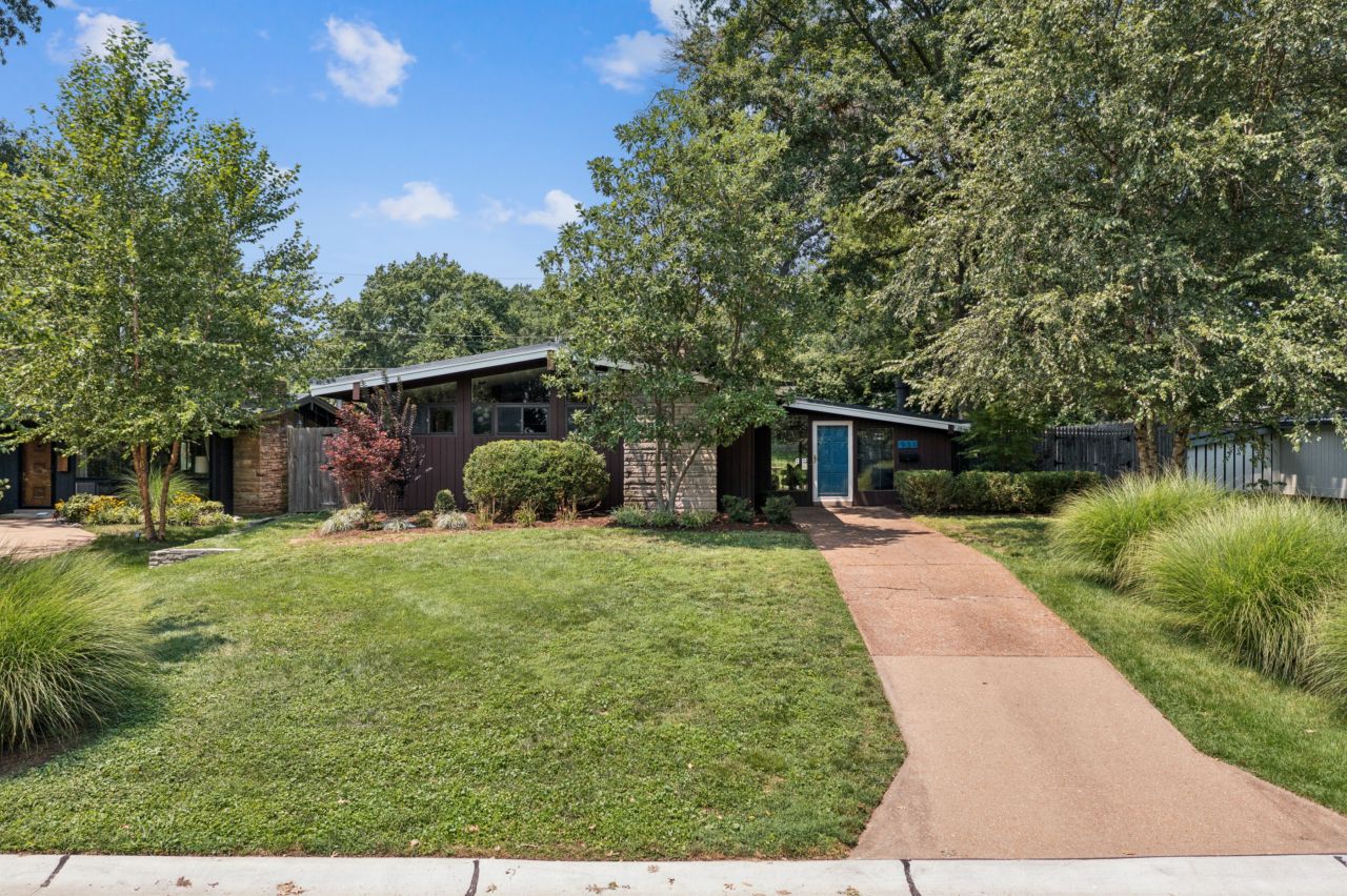 931 Coffey Dr in Ralph Fournier Ridgewood Community St. Louis