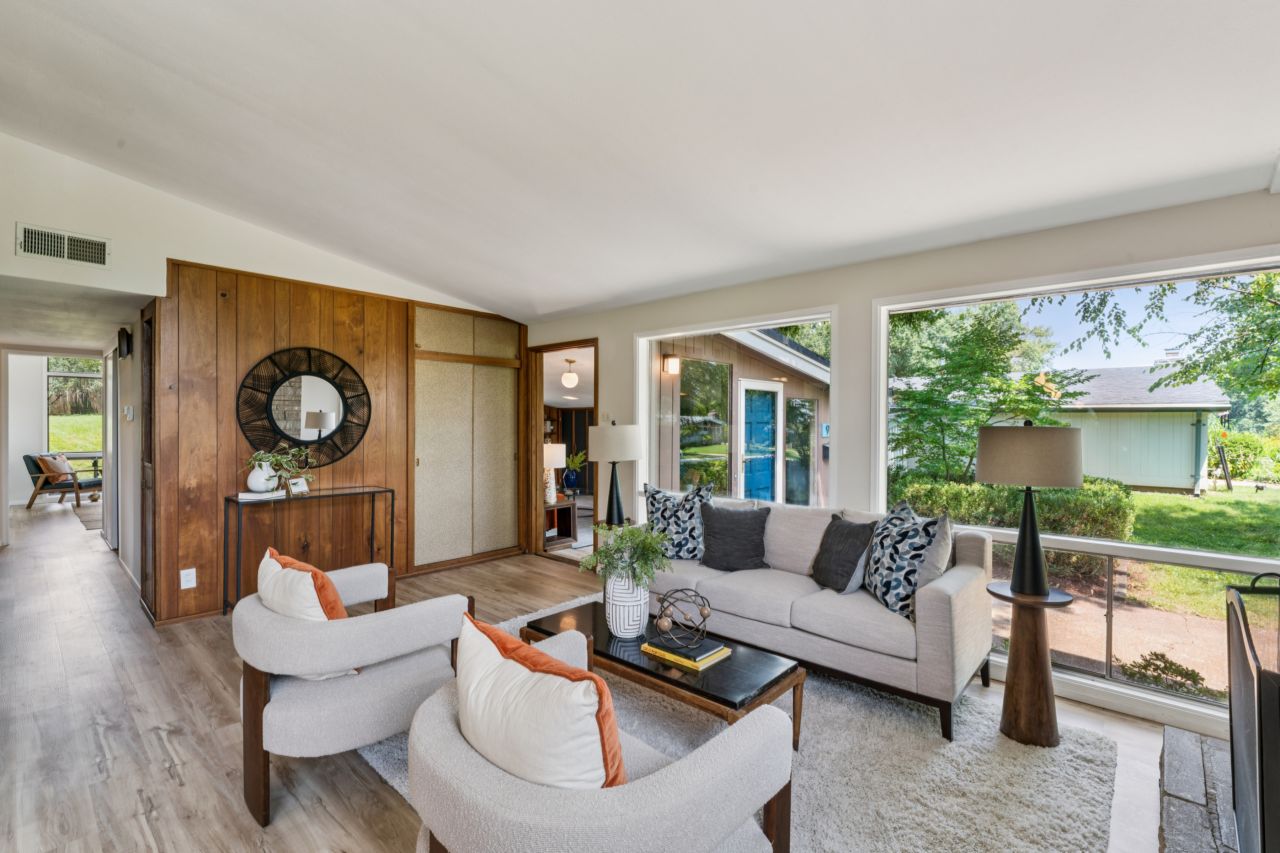 931 Coffey Dr in Ralph Fournier Ridgewood Community St. Louis