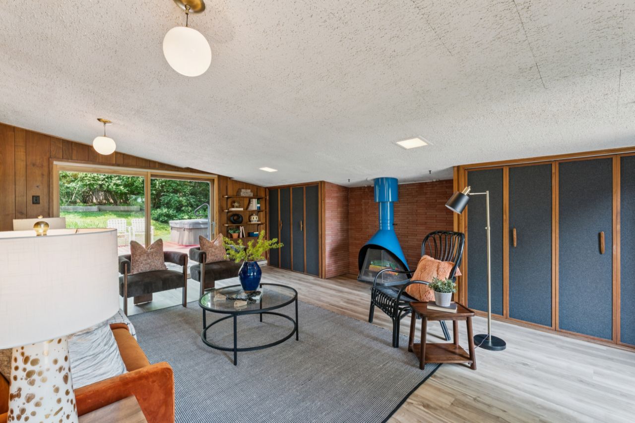931 Coffey Dr in Ralph Fournier Ridgewood Community St. Louis