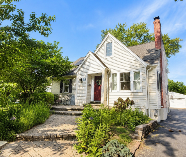 703 Edwin Ave.