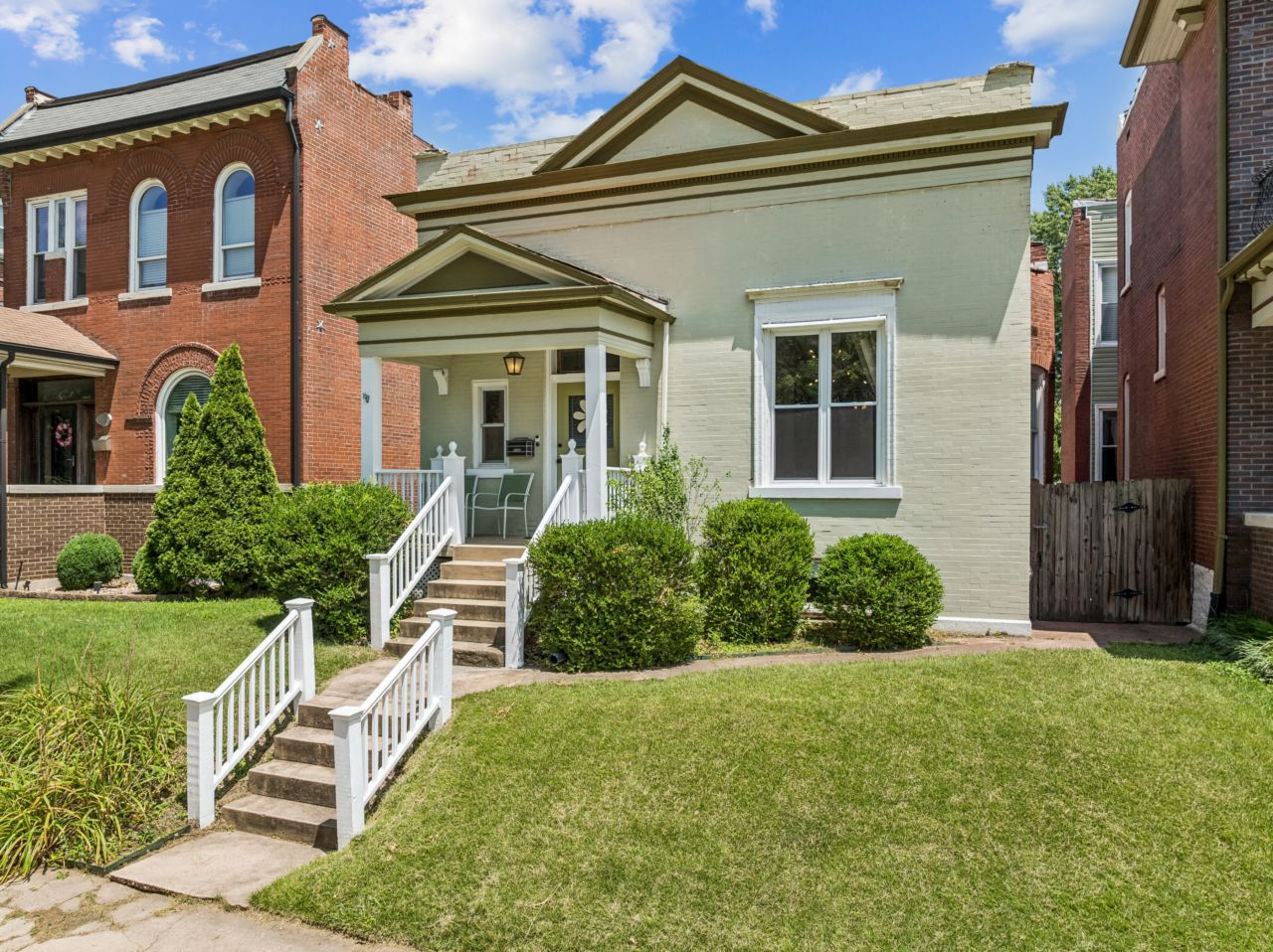 2704 Louisiana in Tower Grove East St. Louis listed by Dawn Griffin Group
