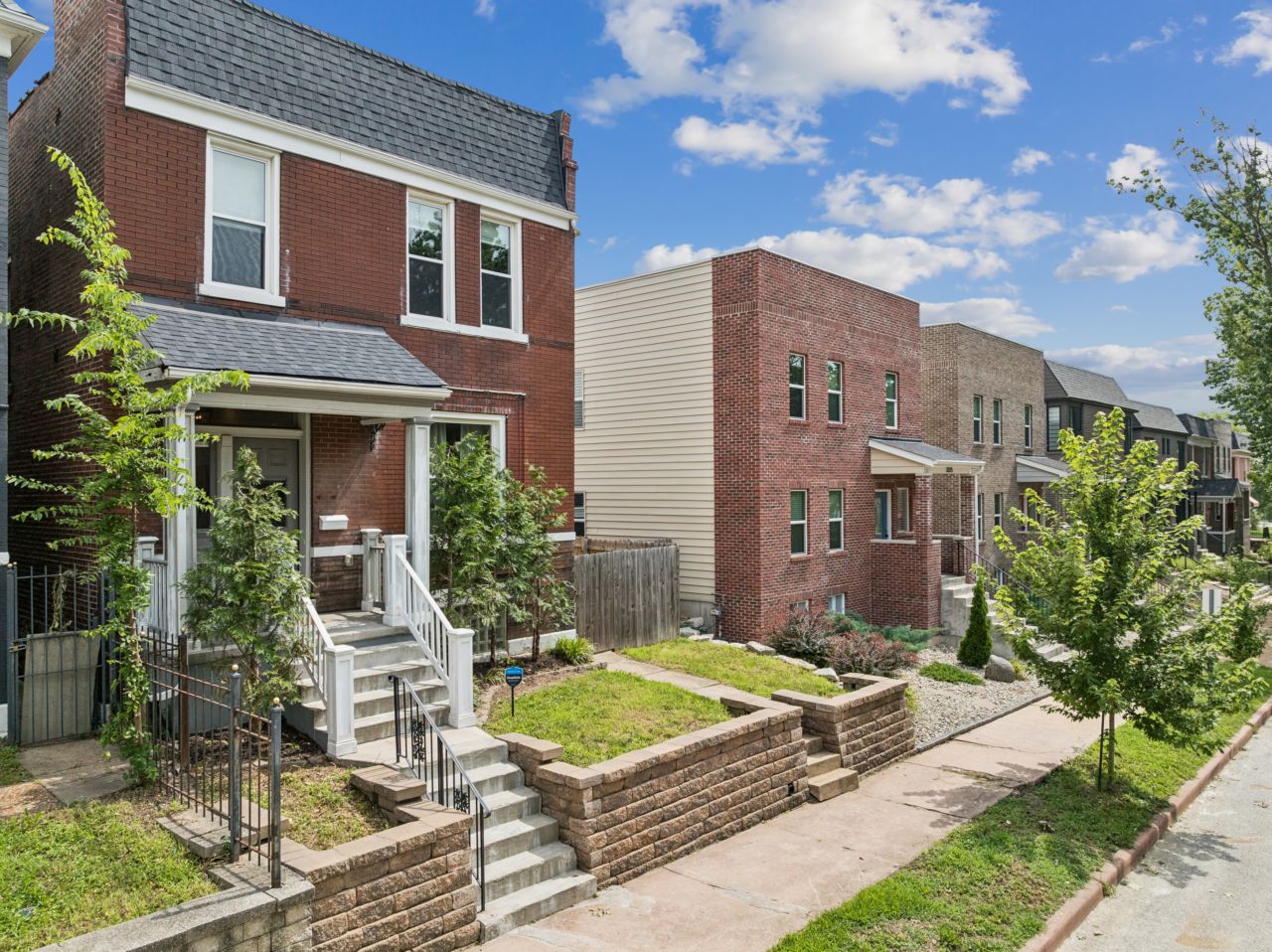 3329 Vista Avenue St. Louis listing Dawn Griffin Group