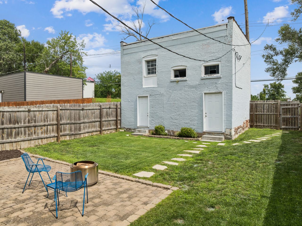 3329 Vista Avenue St. Louis listing Dawn Griffin Group