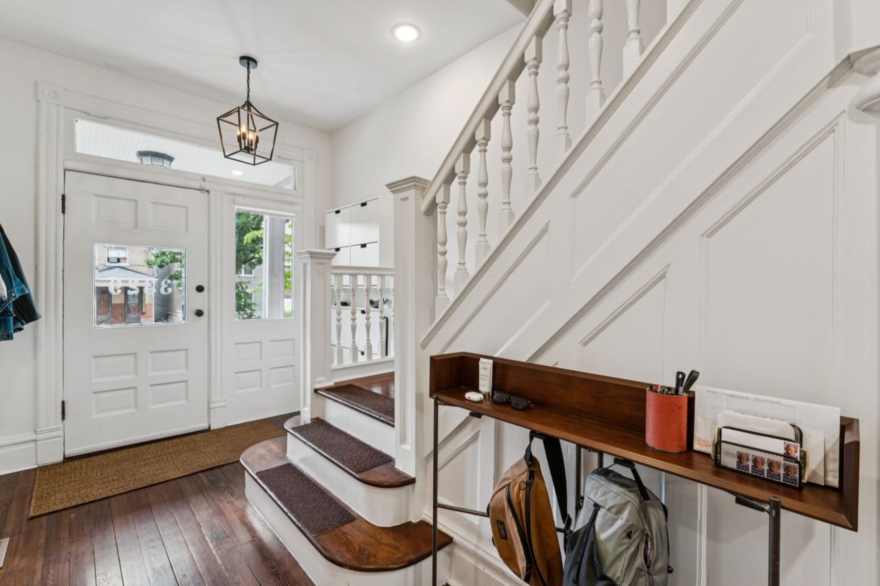 3329 Vista Avenue St. Louis listing Dawn Griffin Group