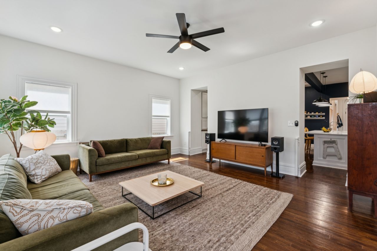 3329 Vista Avenue St. Louis listing Dawn Griffin Group