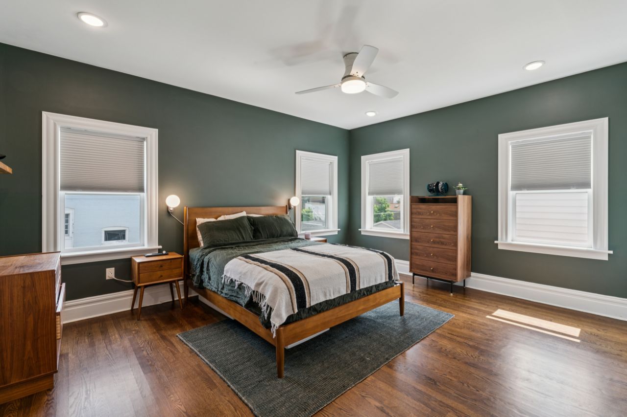 3329 Vista Avenue St. Louis listing Dawn Griffin Group