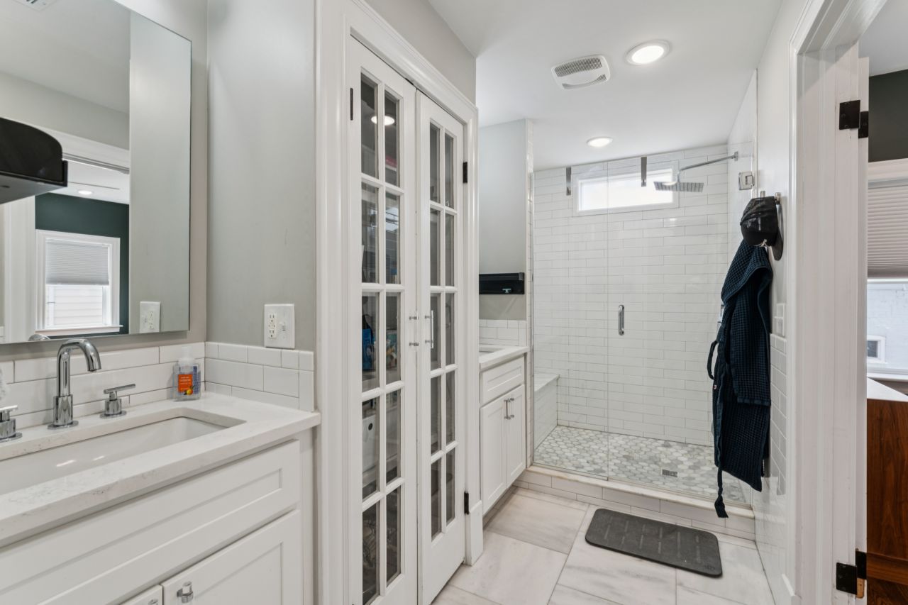 3329 Vista Avenue St. Louis listing Dawn Griffin Group