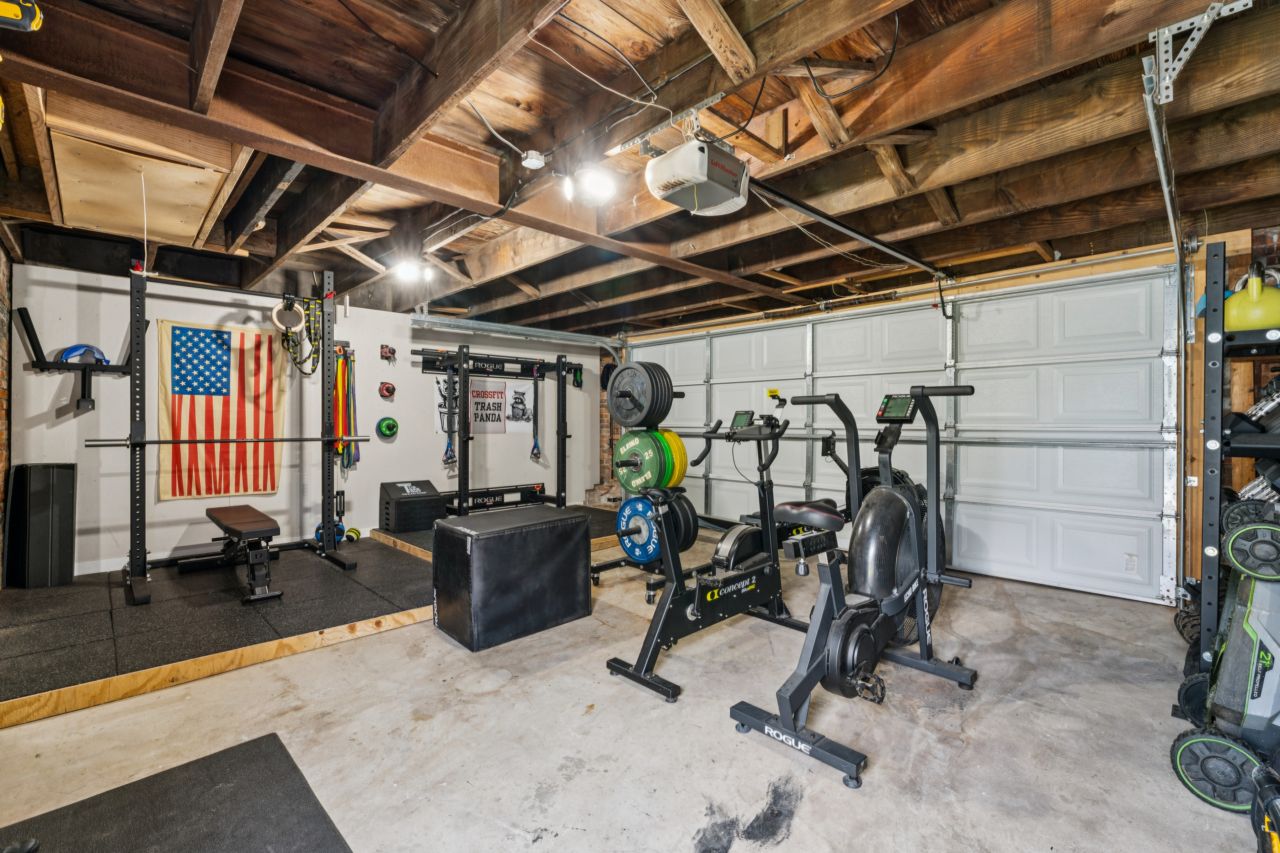 3329 Vista Avenue St. Louis listing Dawn Griffin Group
