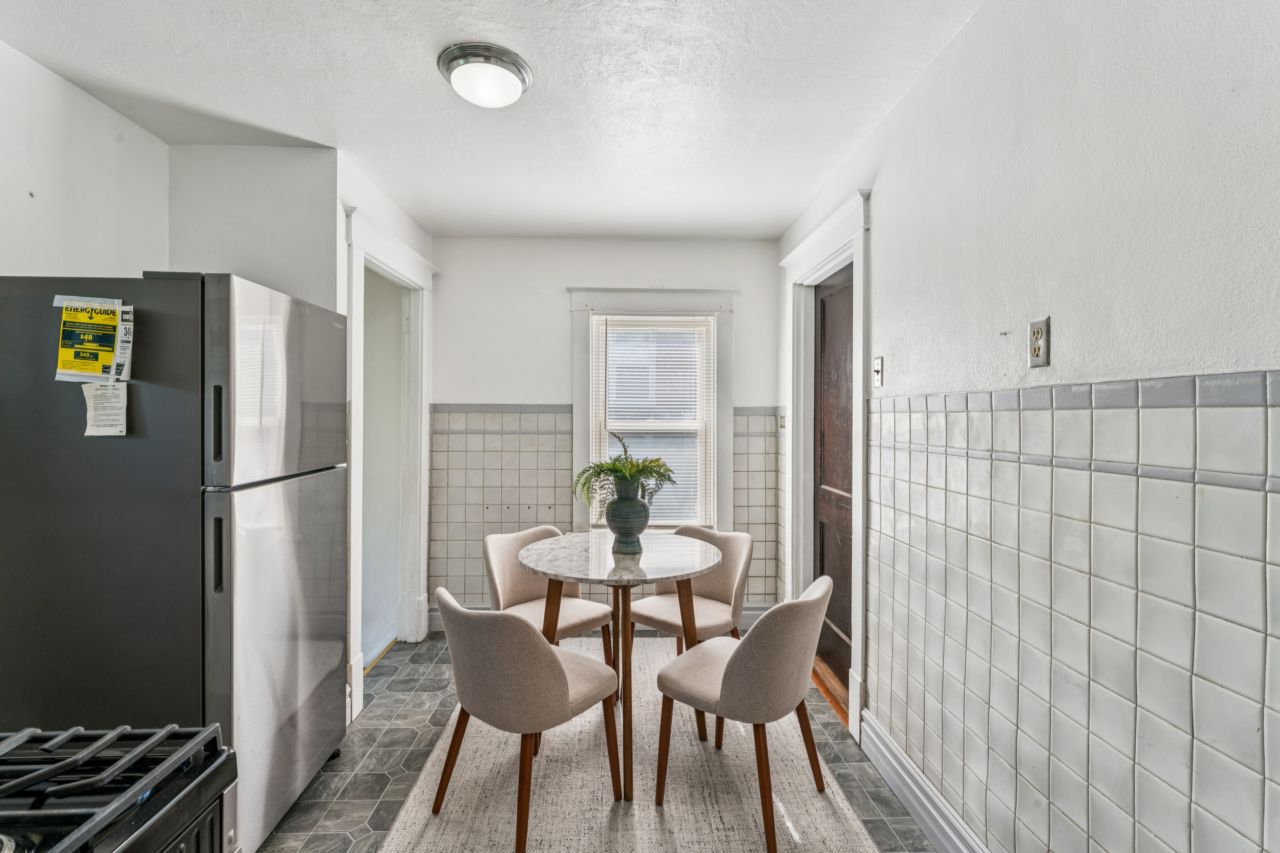 9431 Burdella St. Louis