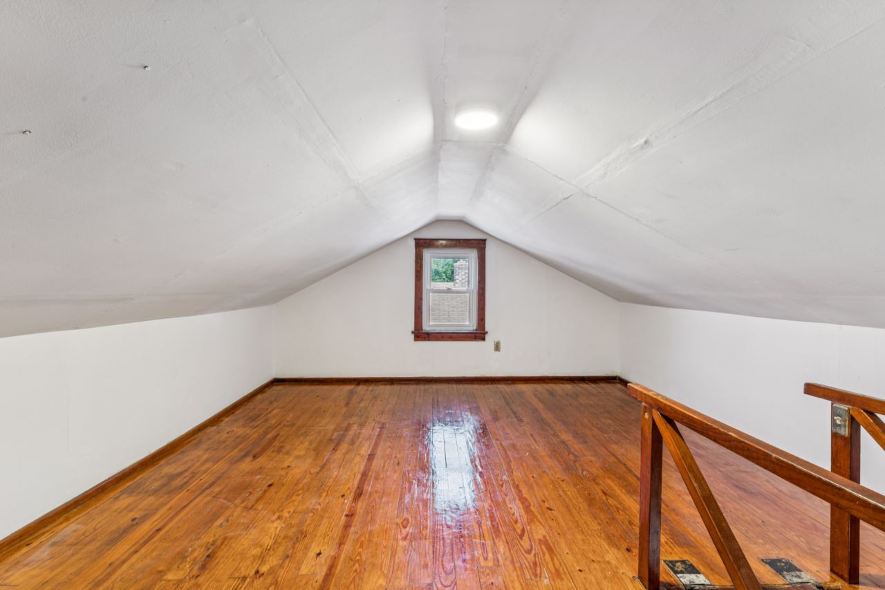 9431 Burdella St. Louis