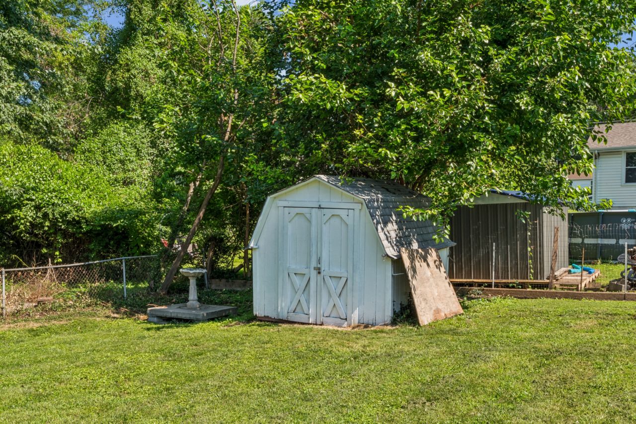 9431 Burdella St. Louis