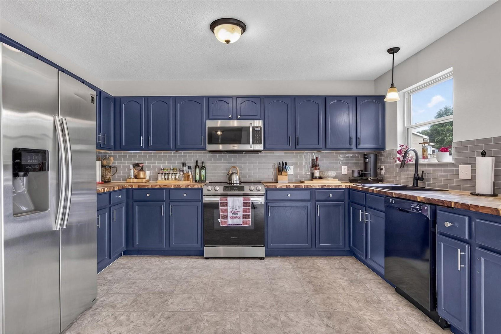 107 Ezekiel Hillsboro MO