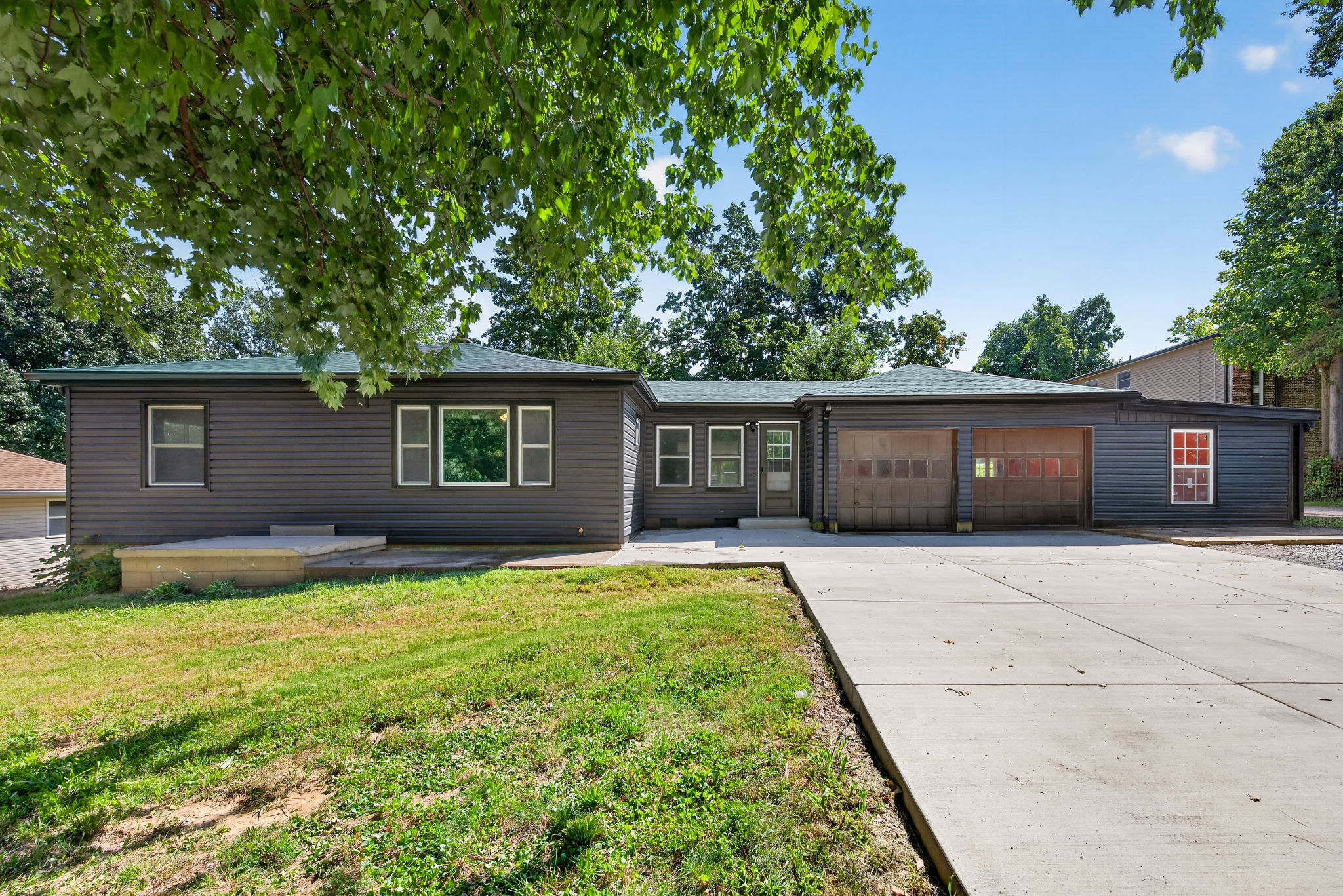 310 Cliff Cave Road