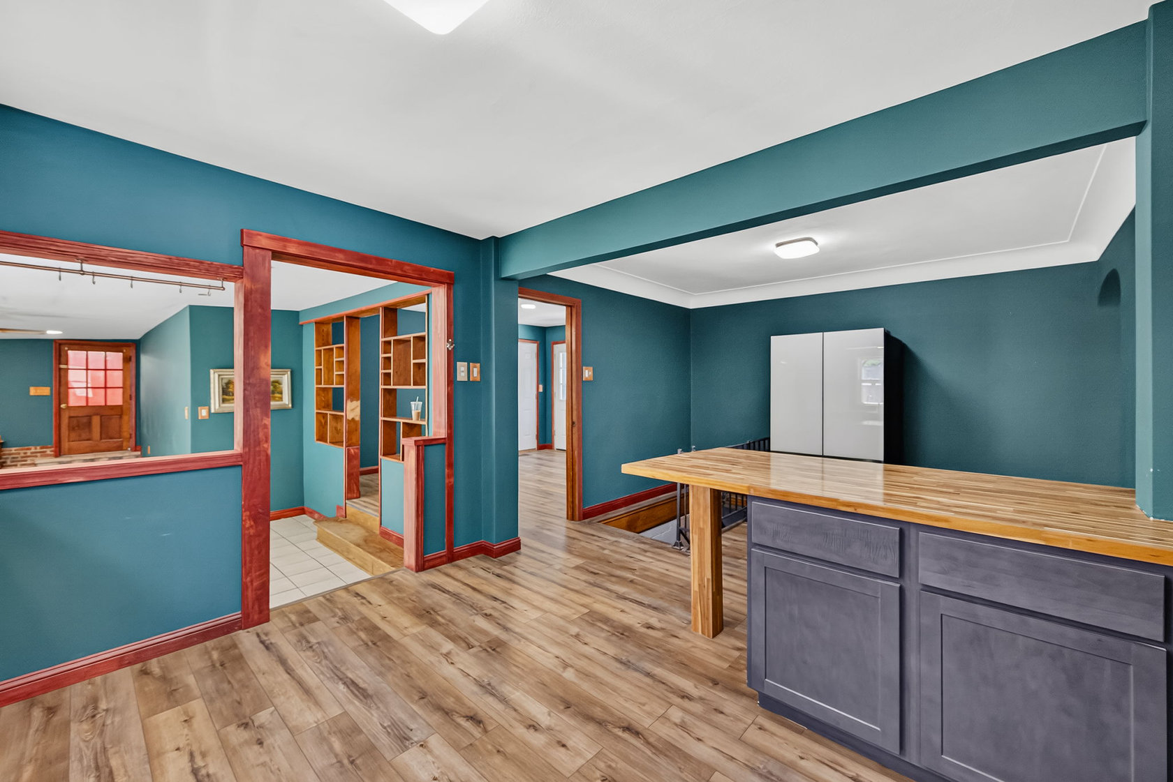 310 Cliff Cave Road Kitchen