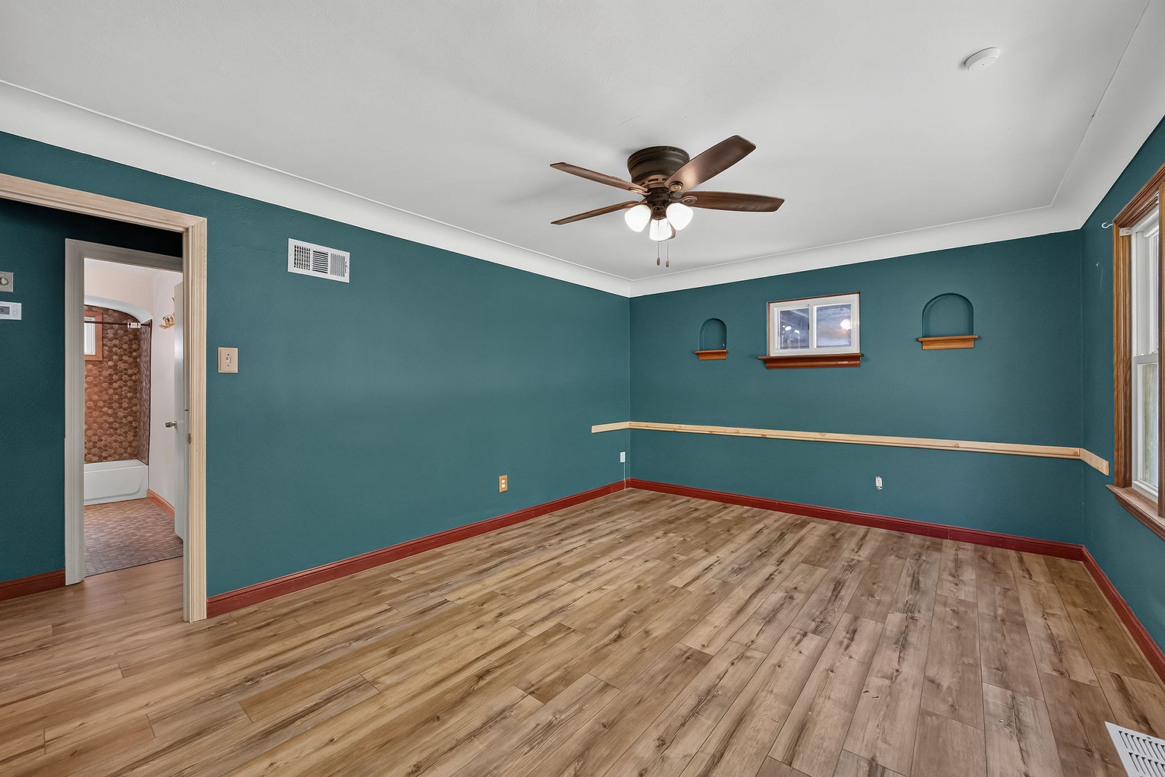 310 Cliff Cave Road Bedroom
