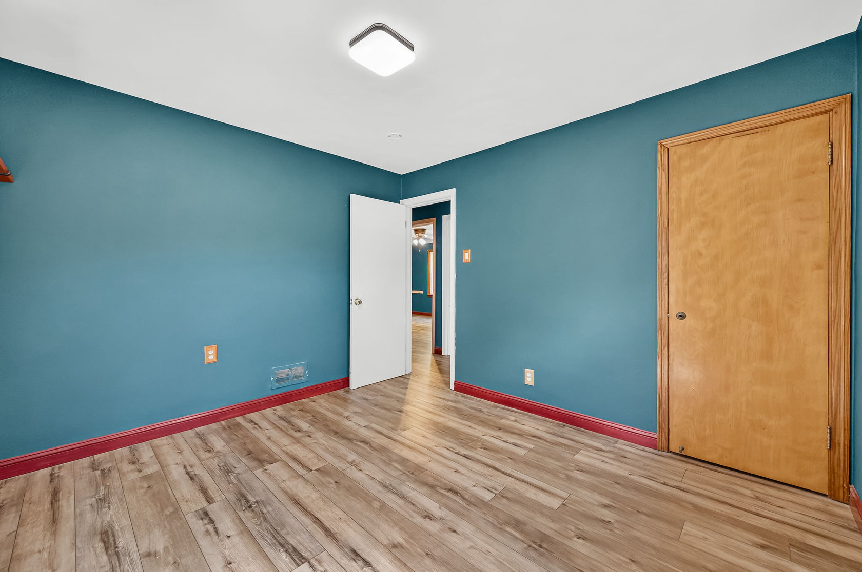 310 Cliff Cave Road Bedroom