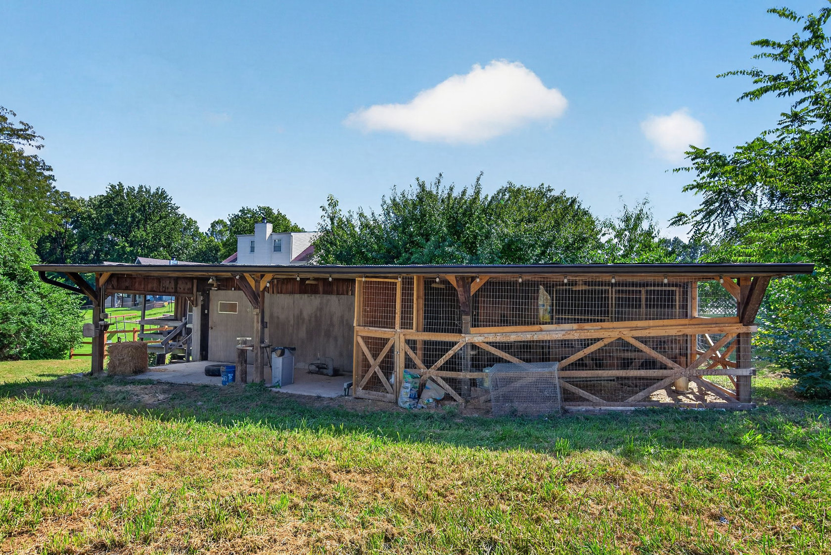 310 Cliff Cave Road Oakville Outbuilding