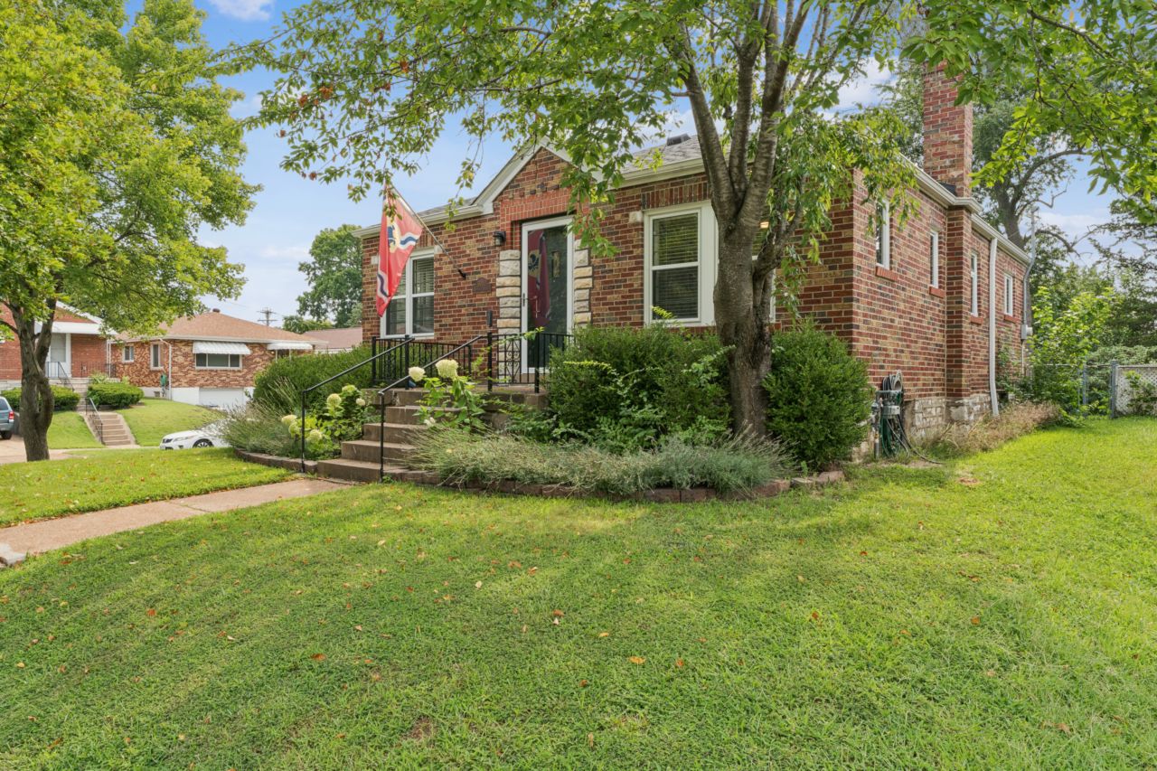 5000 Steffens St. Louis