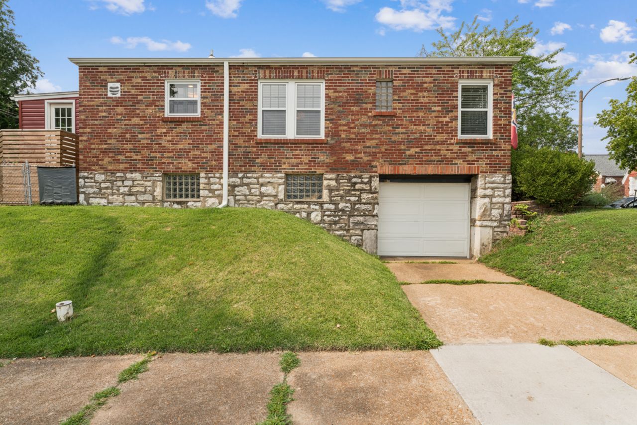 5000 Steffens St. Louis