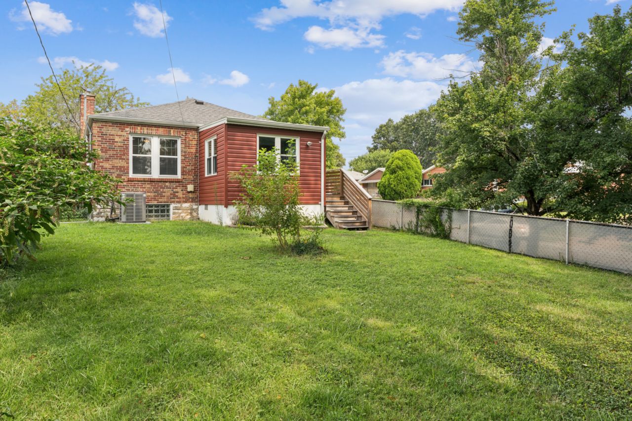 5000 Steffens St. Louis