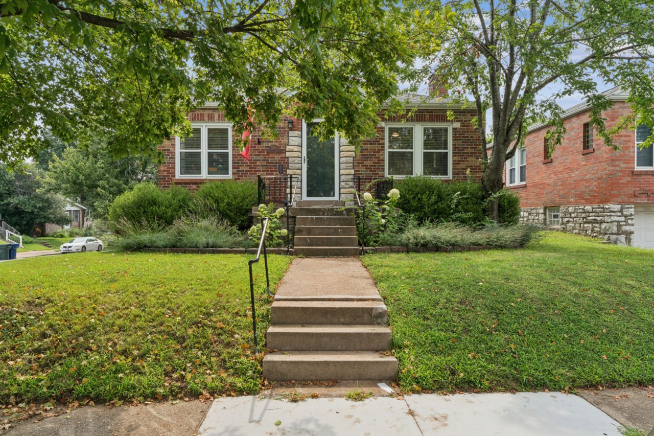 5000 Steffens St. Louis